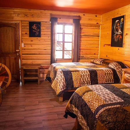 Taramuri Hotel & Tours Creel Eksteriør billede